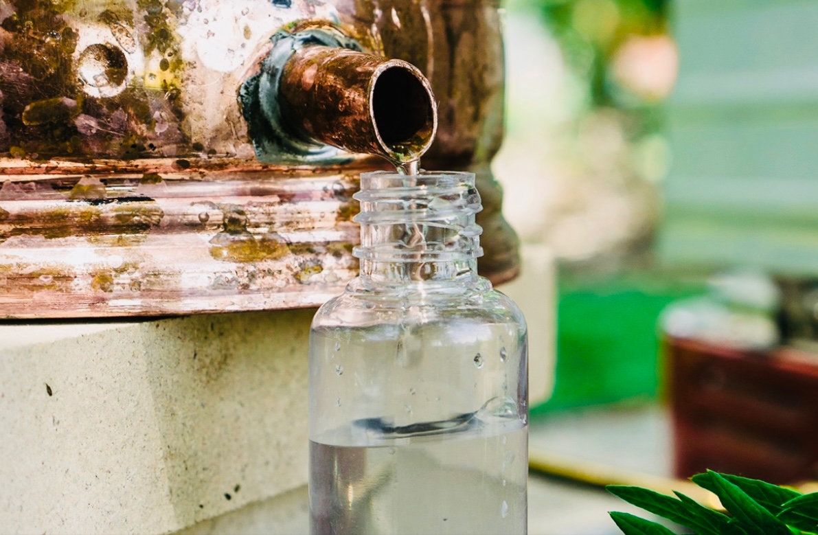Distillation hydrolat Distillation hydrolat